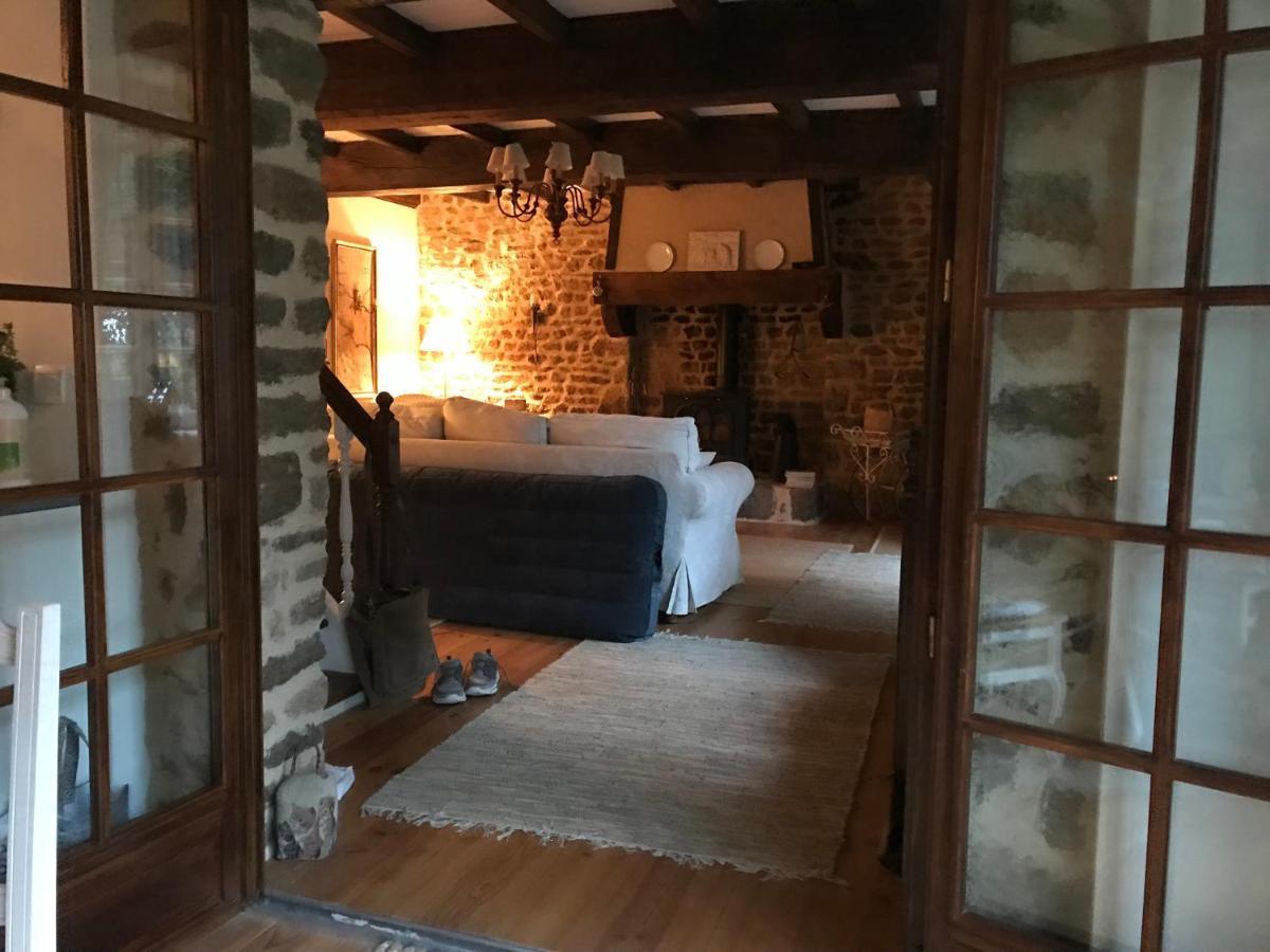 Le Jardin Des Fees Bed & Breakfast Savigny-le-Vieux Dış mekan fotoğraf