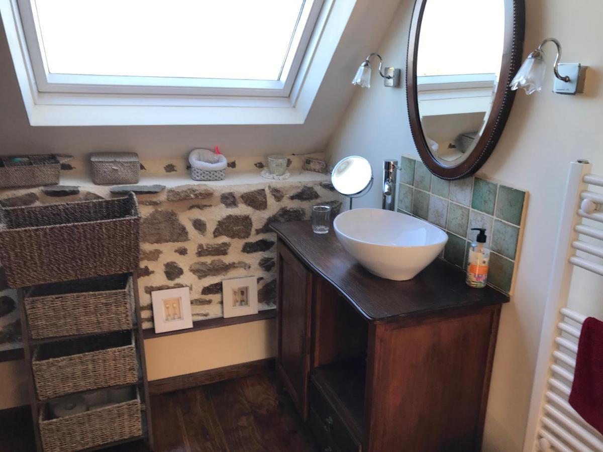Le Jardin Des Fees Bed & Breakfast Savigny-le-Vieux Dış mekan fotoğraf