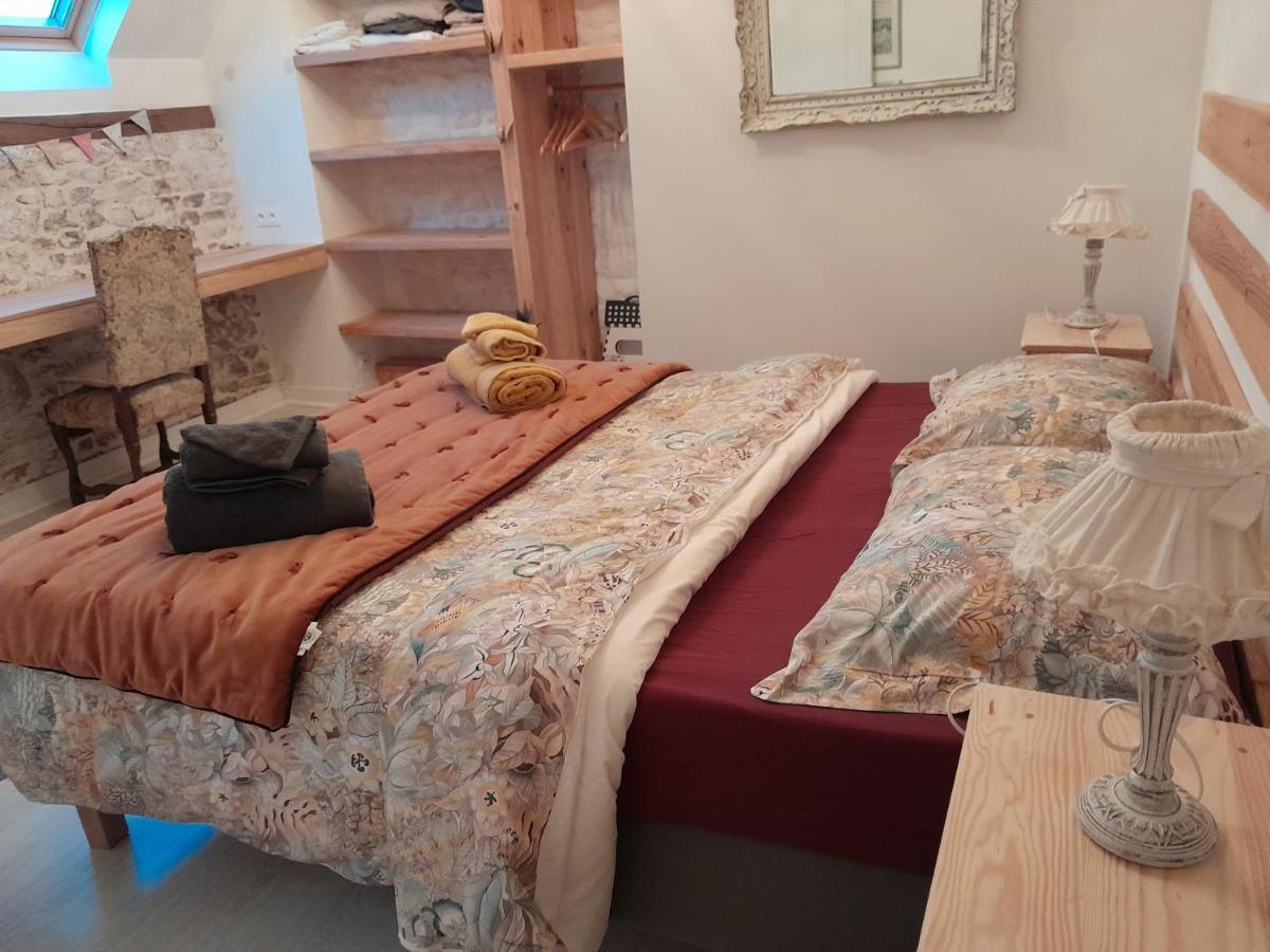 Le Jardin Des Fees Bed & Breakfast Savigny-le-Vieux Dış mekan fotoğraf