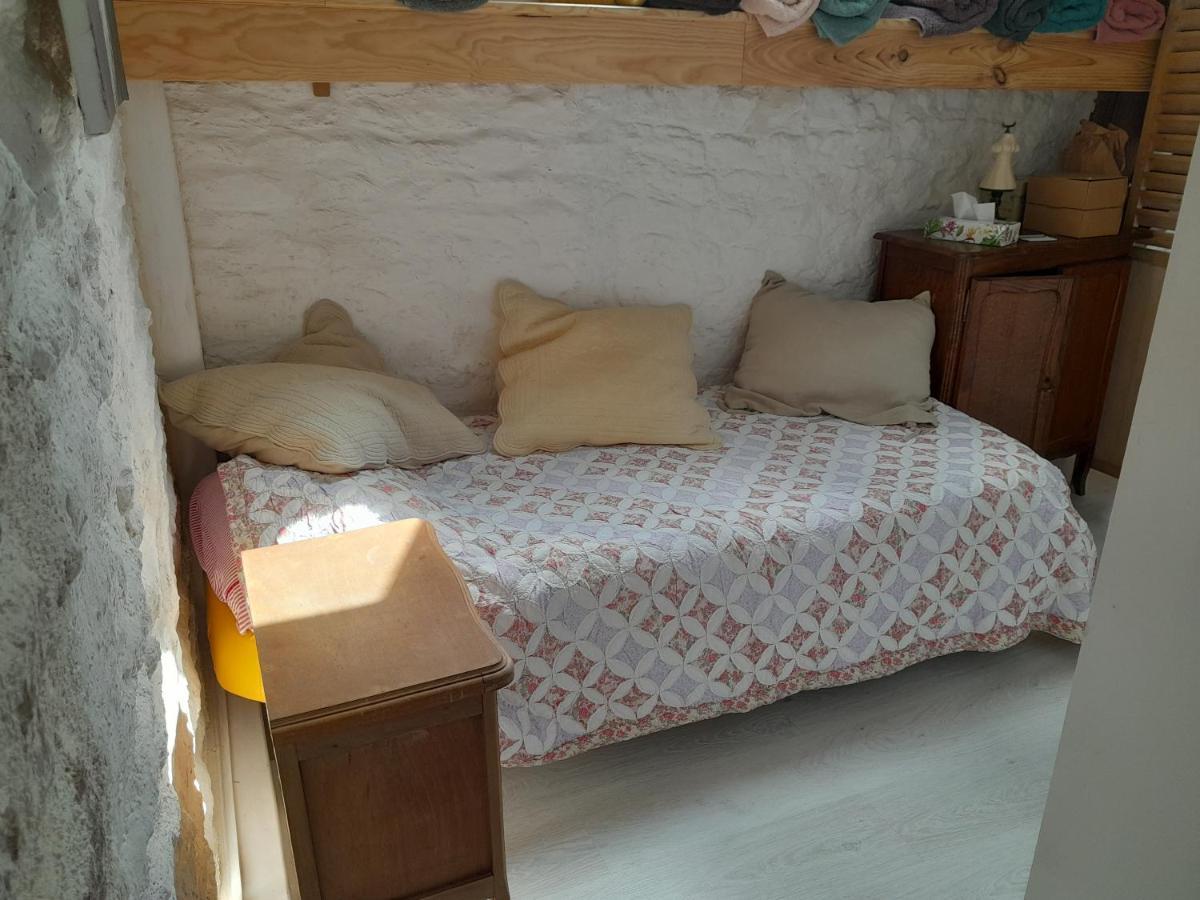 Le Jardin Des Fees Bed & Breakfast Savigny-le-Vieux Dış mekan fotoğraf