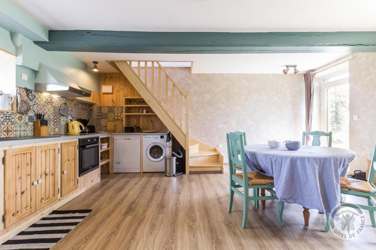 Le Jardin Des Fees Bed & Breakfast Savigny-le-Vieux Dış mekan fotoğraf